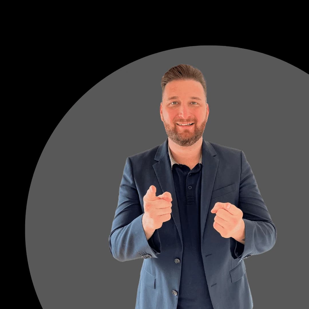 Timo Brandt, Inhaber von Profi Innenausbau Hamburg